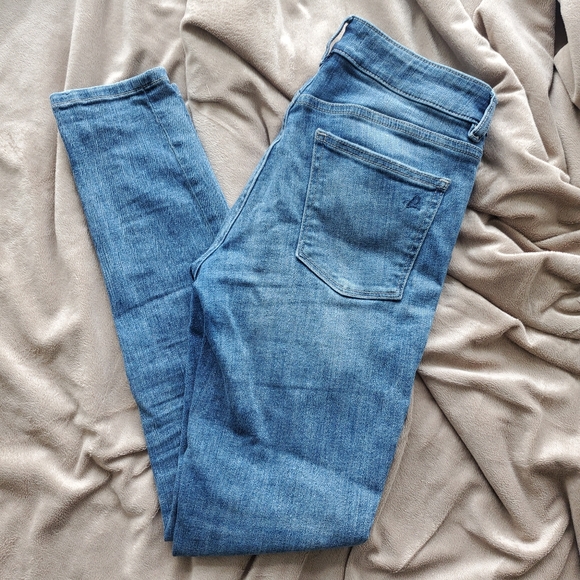 TOPSHOP ripped skinny jeans - Picture 3 of 3